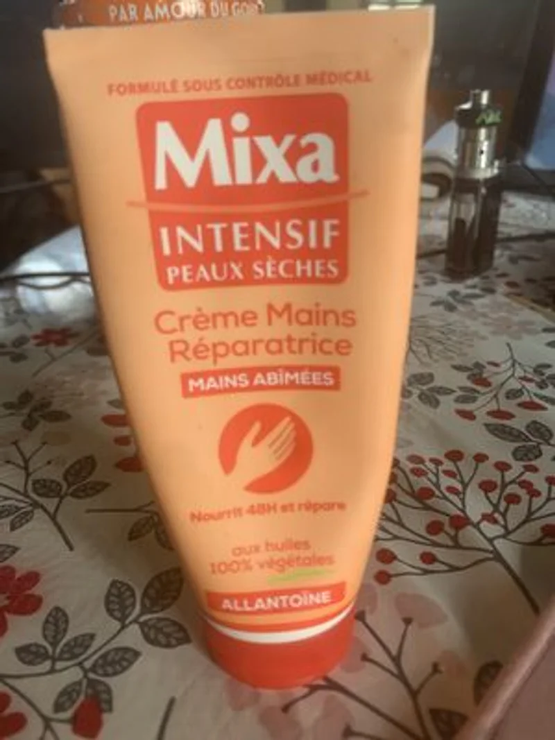 Crème mains réparatrice
